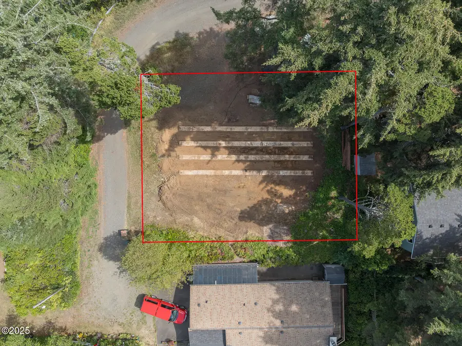 303 NW 26th, Newport, OR 97365 - Image #2