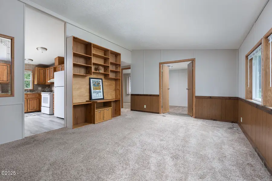 606 N Wayside, Otis, OR 97368 - Image #2