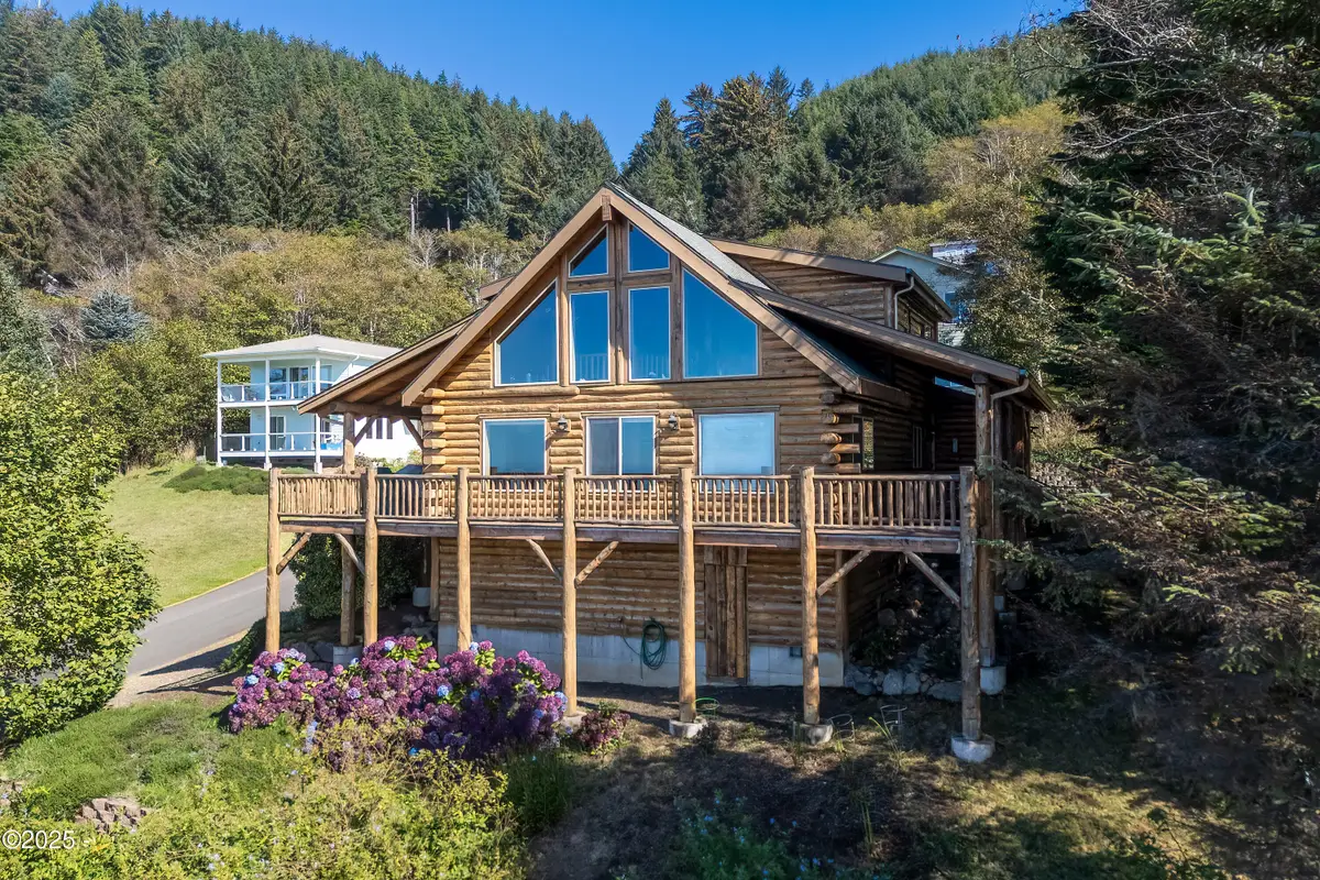 240 Windsong, Yachats, OR 97498 - Image #1