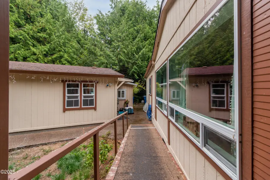 125 School House, Lincoln City, OR 97367 - Image #3