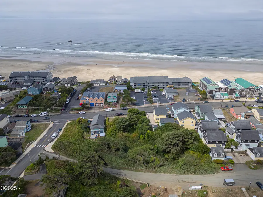 626 NW Coast, Newport, OR 97365 - Image #3