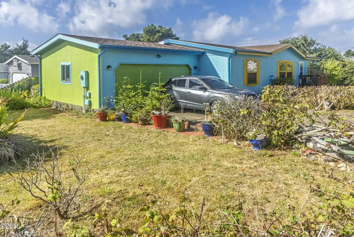 7211 NE Avery, Newport, OR 97365 - Image #1