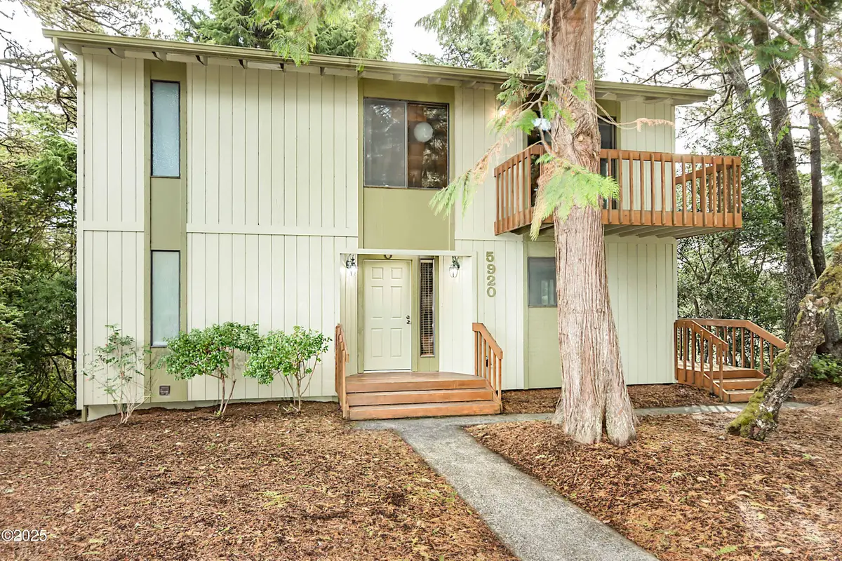 5920 La Plaza, Lincoln City, OR 97367 - Image #1