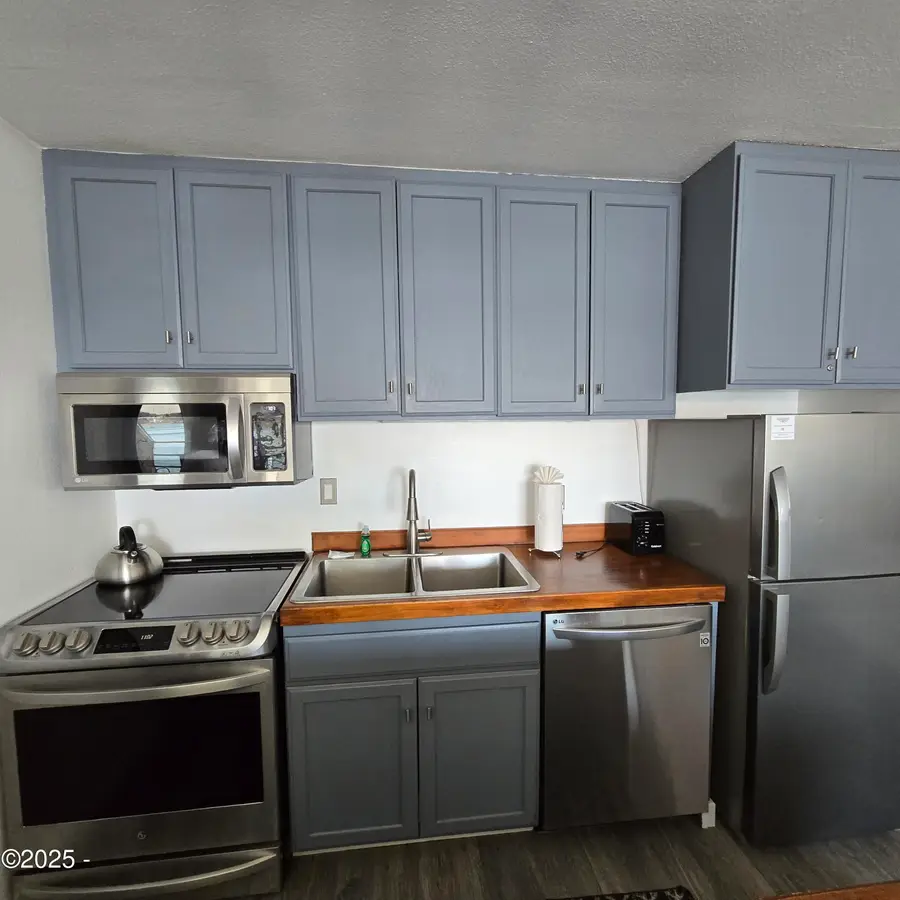 1000 Se Bay Blvd, Newport, OR 97365 - Image #3