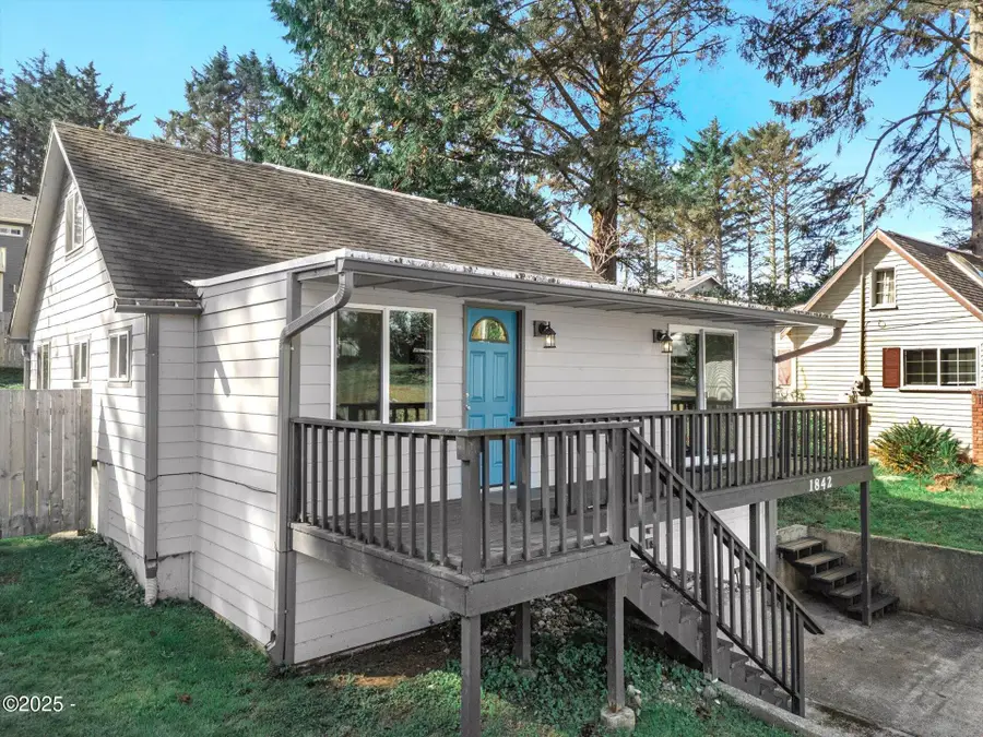 1842 NE 19th, Lincoln City, OR 97367 - Image #2