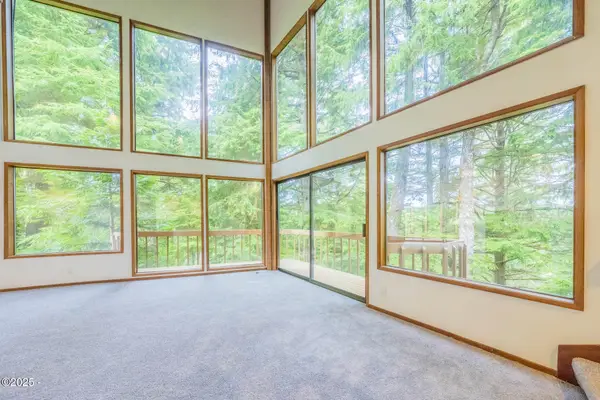 527 Eagles Nest, Gleneden Beach, OR 97388