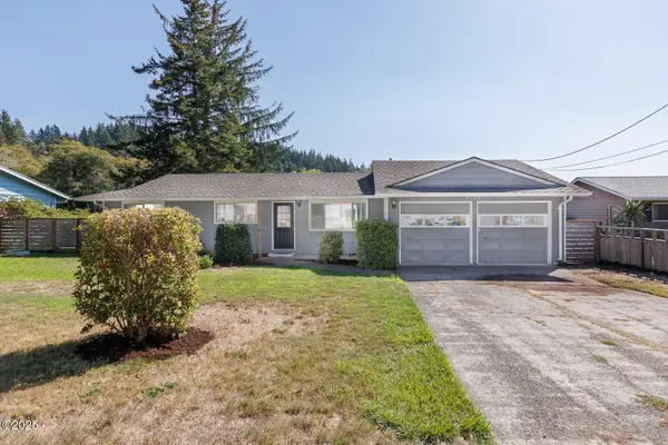 4724 NE Loop, Otis, OR 97368