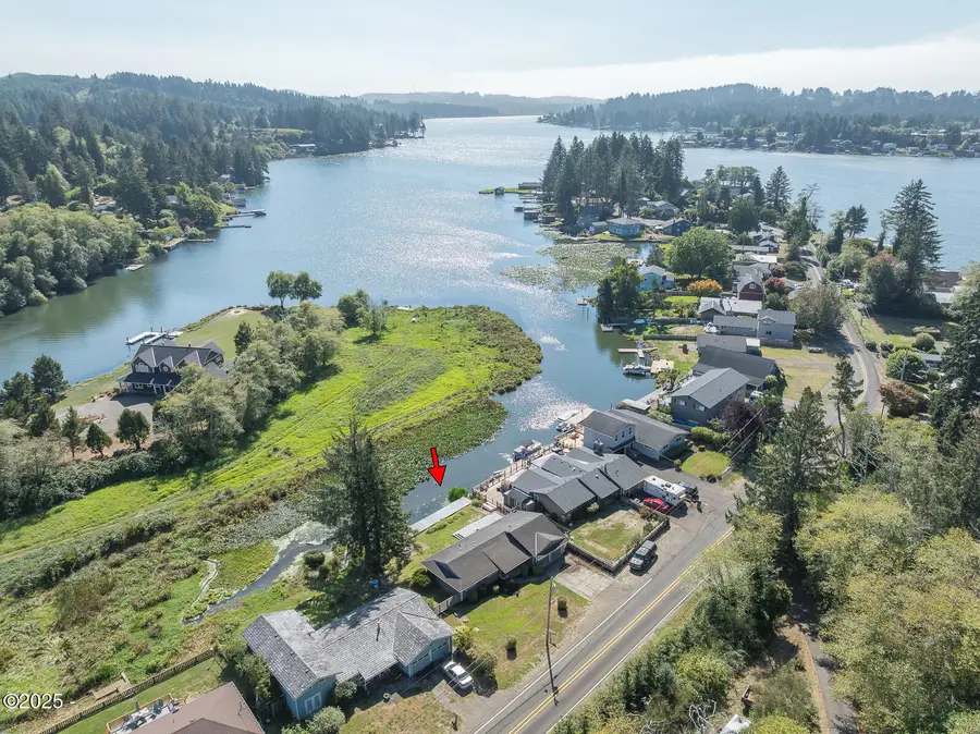 4724 NE Loop, Otis, OR 97368 - Image #2