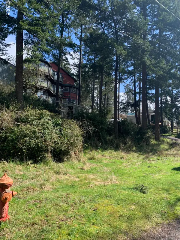 TL 2714 Tent, Pacific City, OR 97135