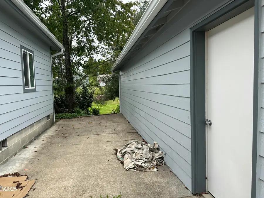 853 SW Siletz River, Siletz, OR 97380 - Image #3