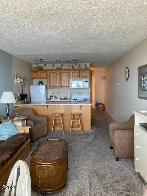 145 NW Inlet, Lincoln City, OR 97367 - Image #2