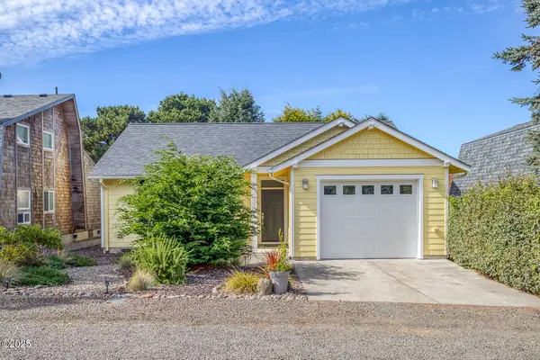 3201 NW Mast, Lincoln City, OR 97367