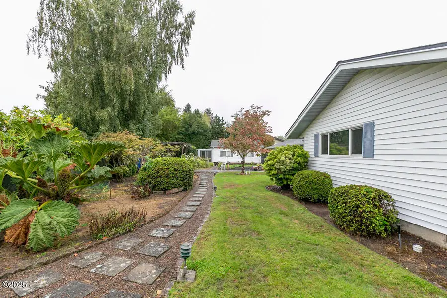 700 NW 18th, McMinnville, OR 97128 - #3