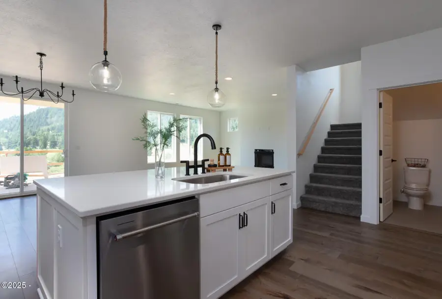 TL300 101, Yachats, OR 97498 - Image #2