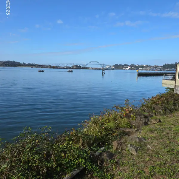 1000 SE Bay, Newport, OR 97365