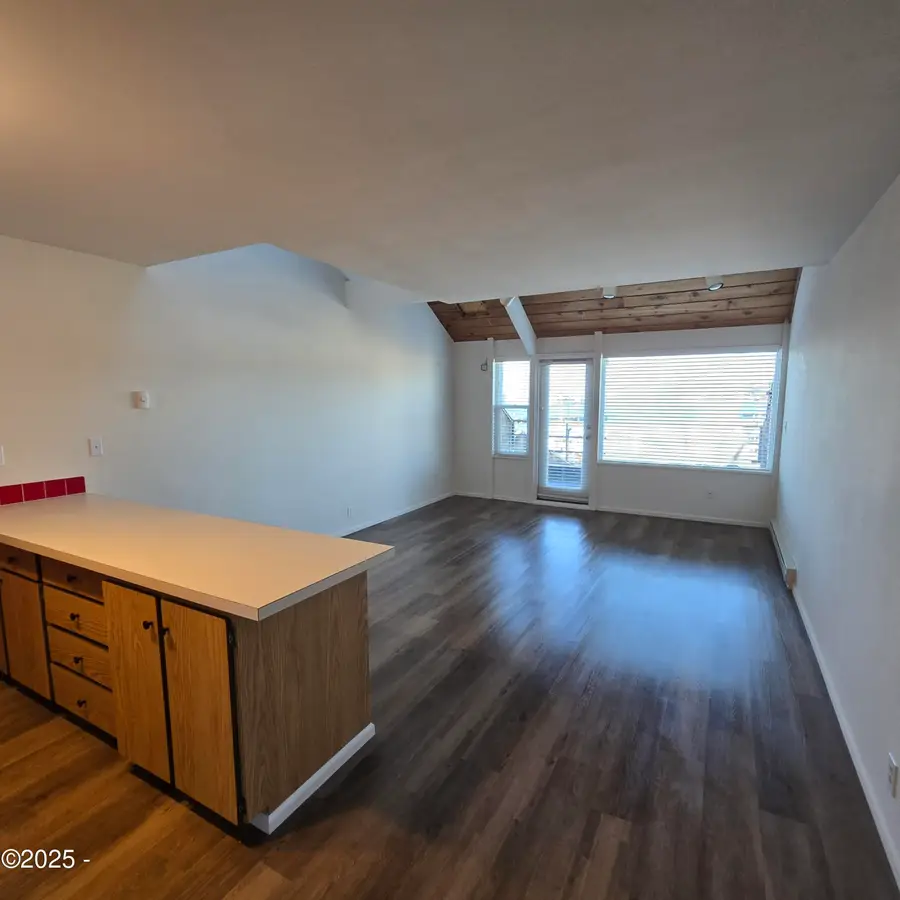 1000 SE Bay, Newport, OR 97365 - Image #3