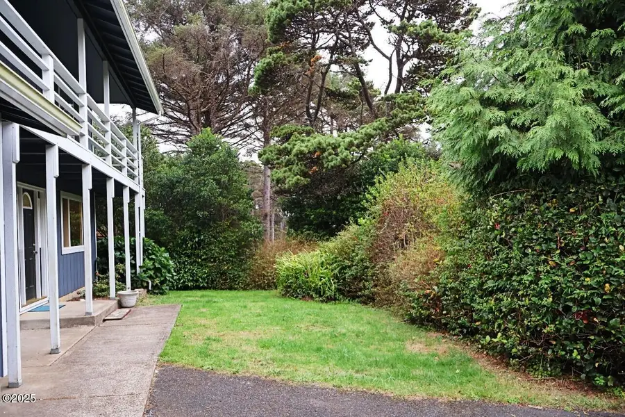 9361 SW Abalone, South Beach, OR 97366 - Image #3