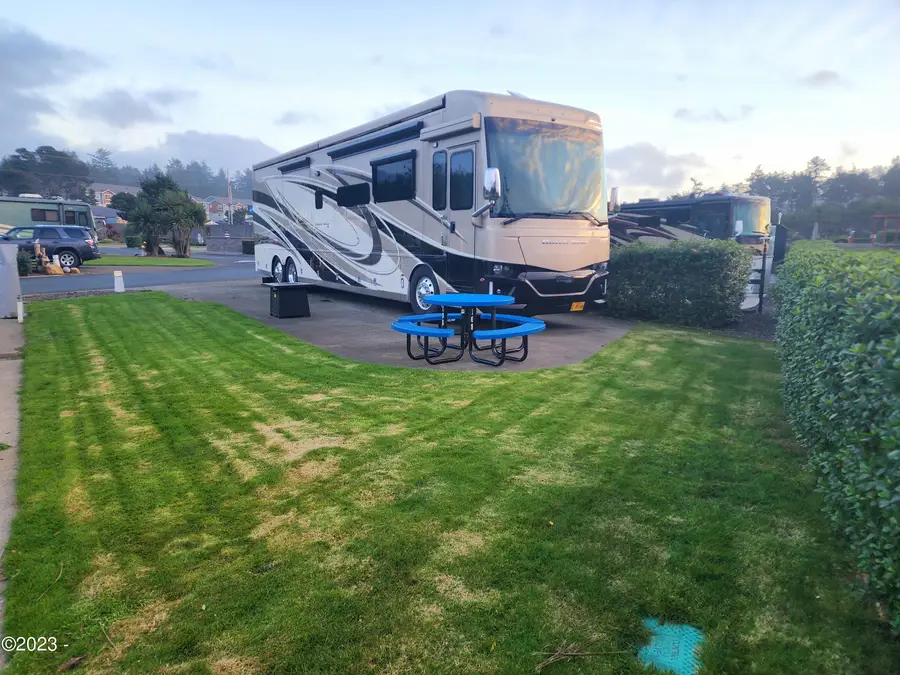 6225 N Coast Hwy,, Newport, OR 97365 - Image #2