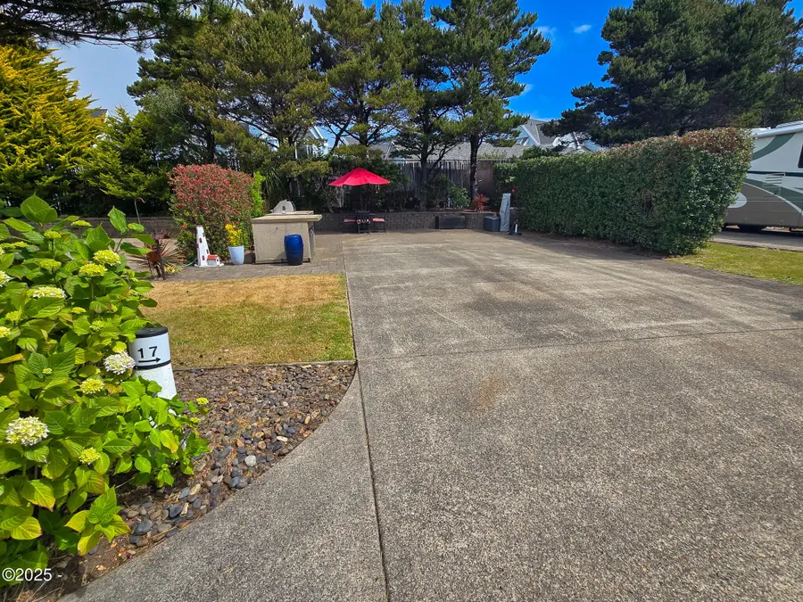 N Coast Hwy, Lot 17, Newport, OR 97365 - Image #2