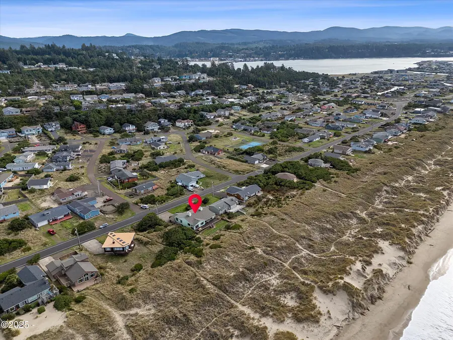2014 NW Oceania Drive, Waldport, OR 97394 - Image #3