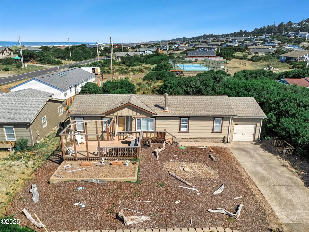 2014 NW Oceanic, Waldport, OR 97394 - Image #1