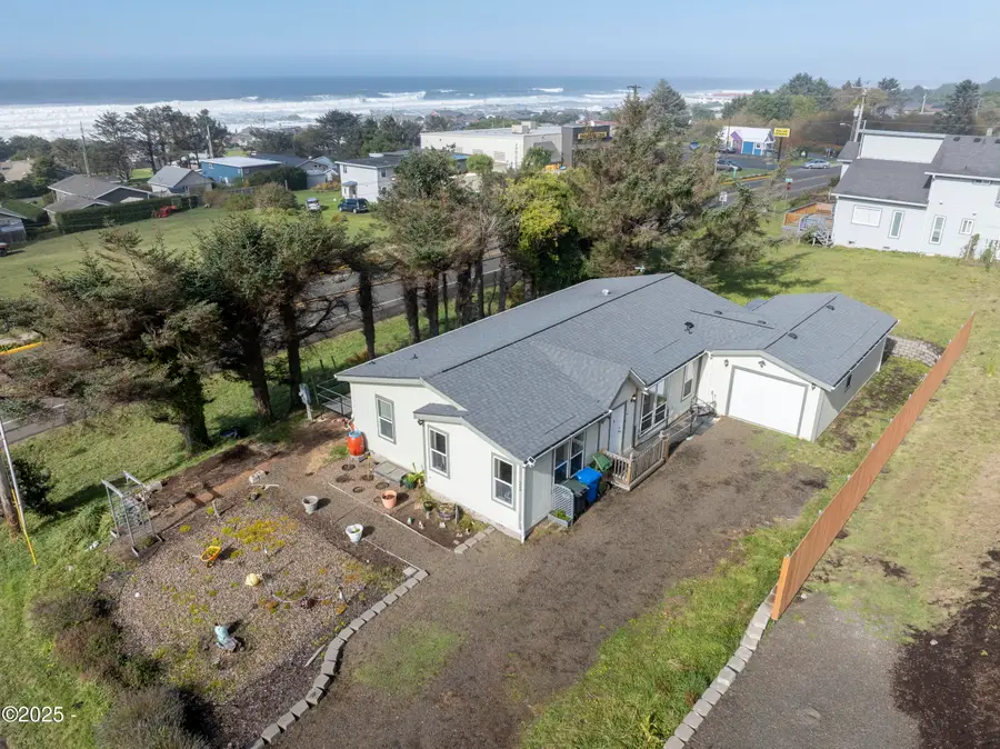 25 8th, Yachats, OR 97498 - Image #3