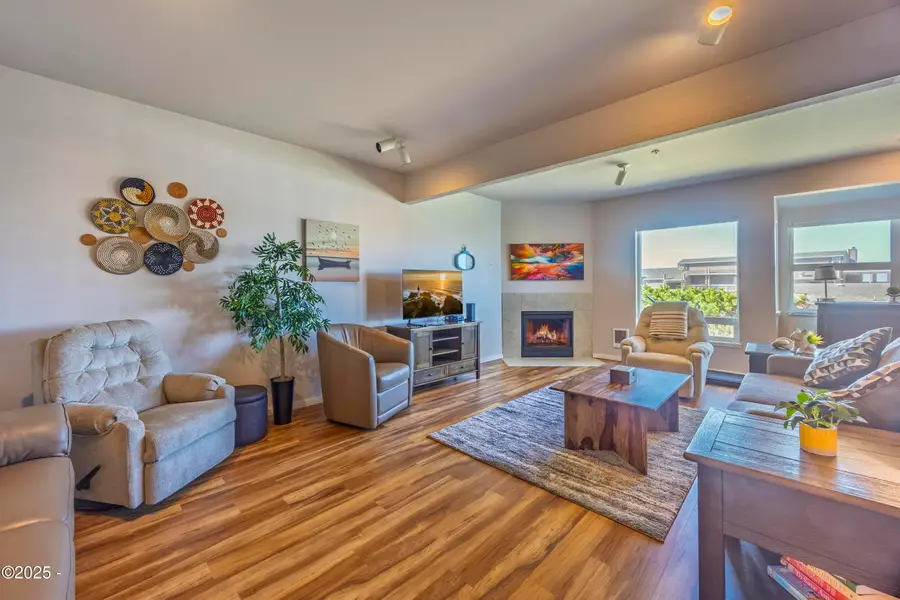 720 SW 6th, Newport, OR 97365 - Image #3