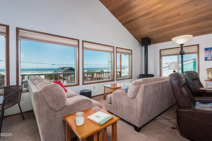 6310 NE Logan, Lincoln City, OR 97367 - Image #3