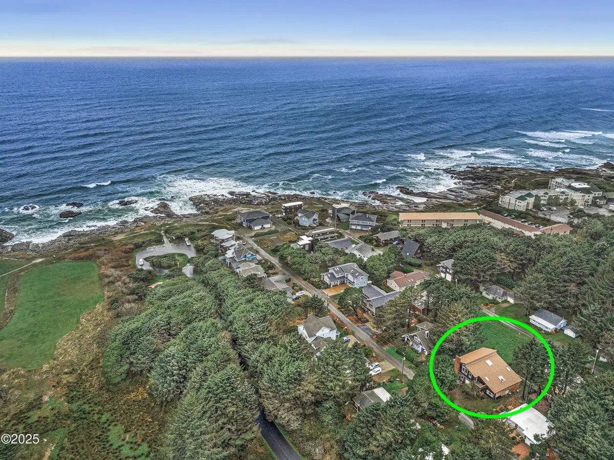 327 Lemwick, Yachats, OR 97498 - Image #1