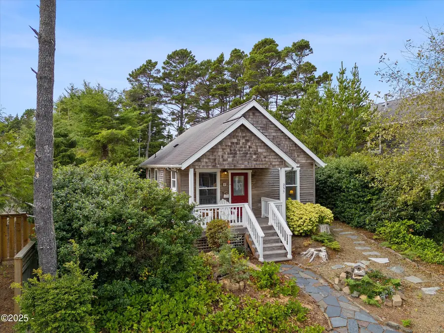 255 Bunchberry, Depoe Bay, OR 97341 - Image #2