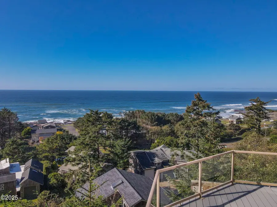674 Pacific View, Yachats, OR 97498 - Image #2