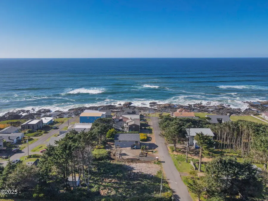 674 Pacific View, Yachats, OR 97498 - Image #3