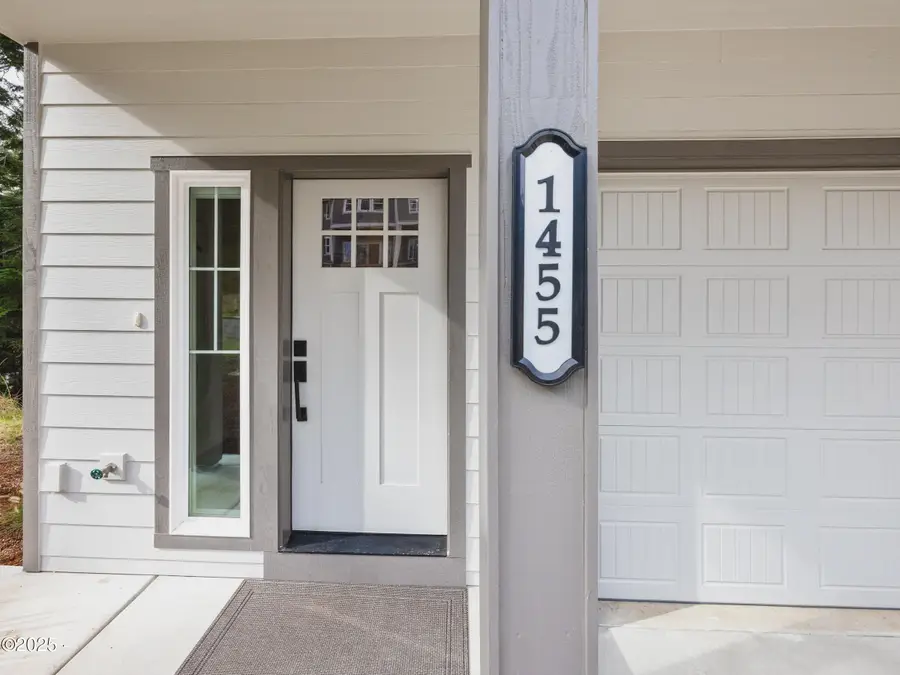 1455 SE Marine, Lincoln City, OR 97367 - Image #2