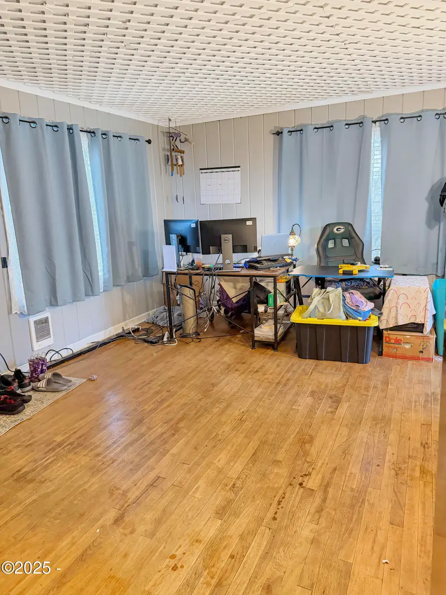 546 NE 3rd, Newport, OR 97365 - Image #2