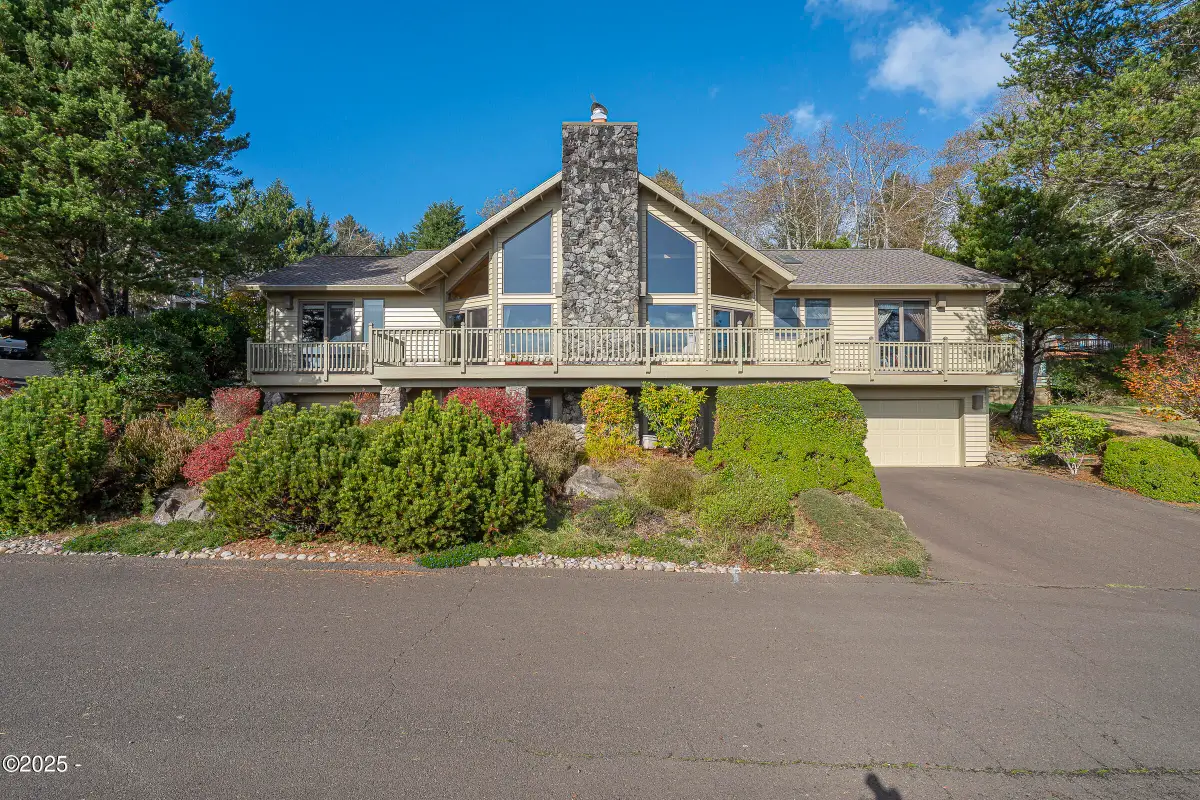 1198 Ne Lakewood, Lincoln City, OR 97367 - Image #1