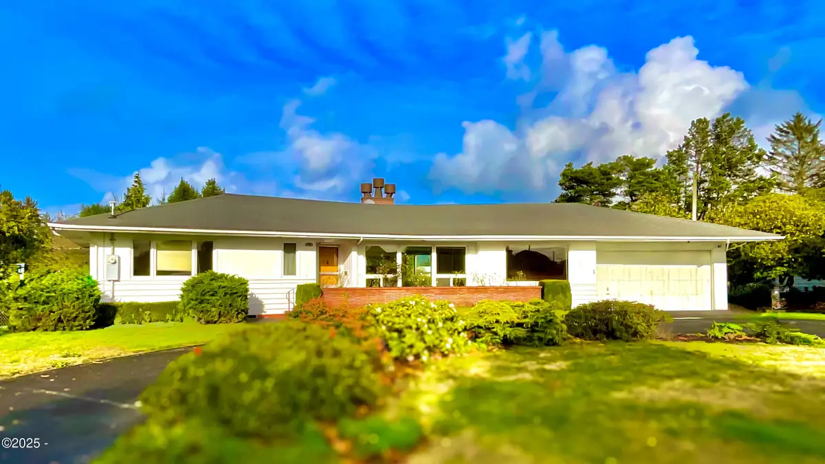 2418 First, Tillamook, OR 97141 - Image #1