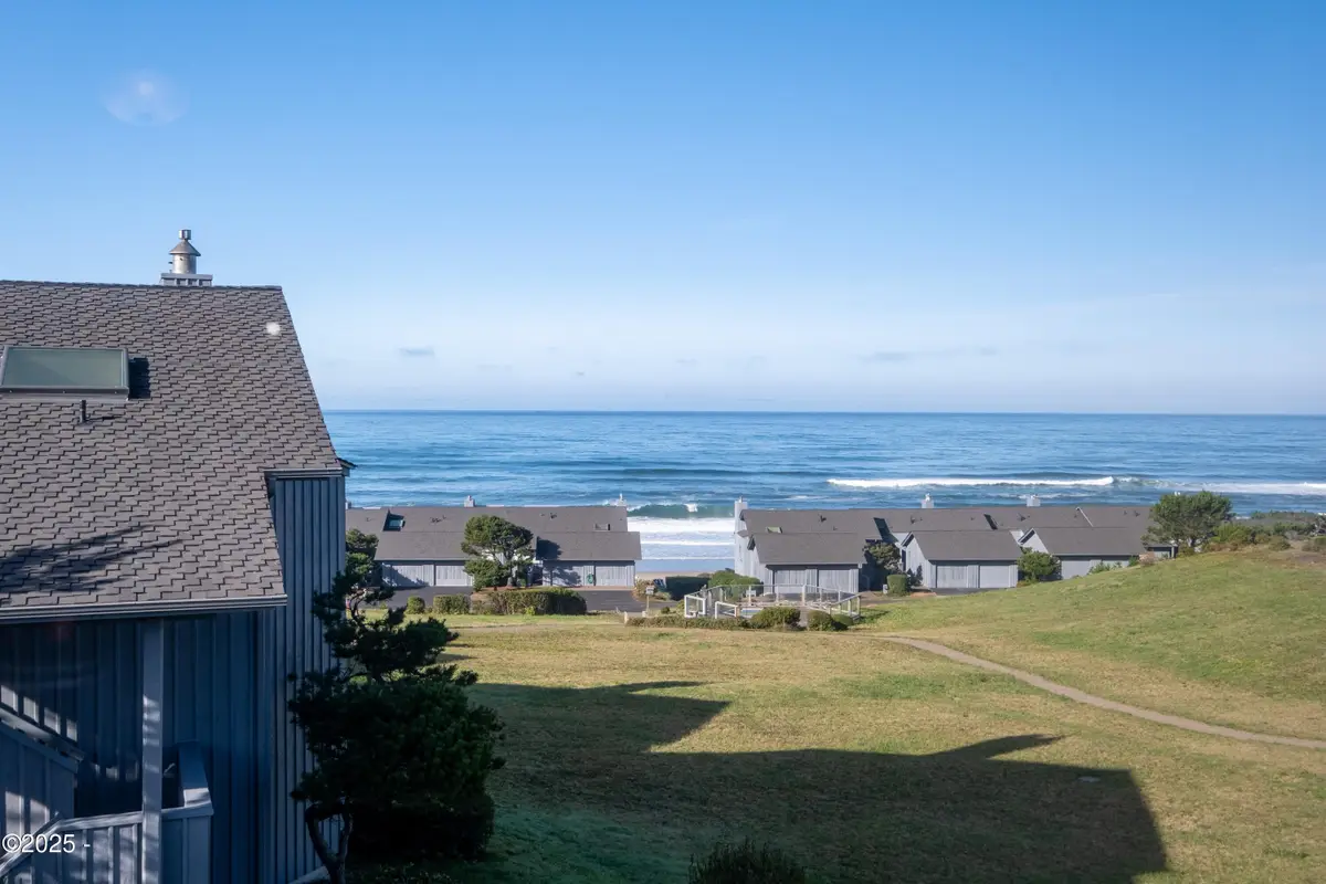 4175 N Highway 101, Depoe Bay, OR 97341 - Image #1