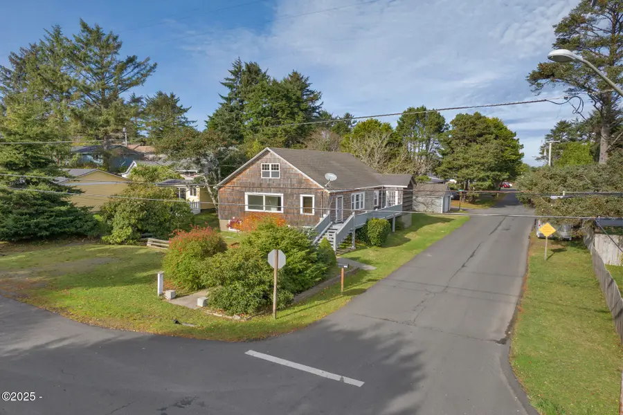 1115 SW Harbor, Lincoln City, OR 97367 - #2