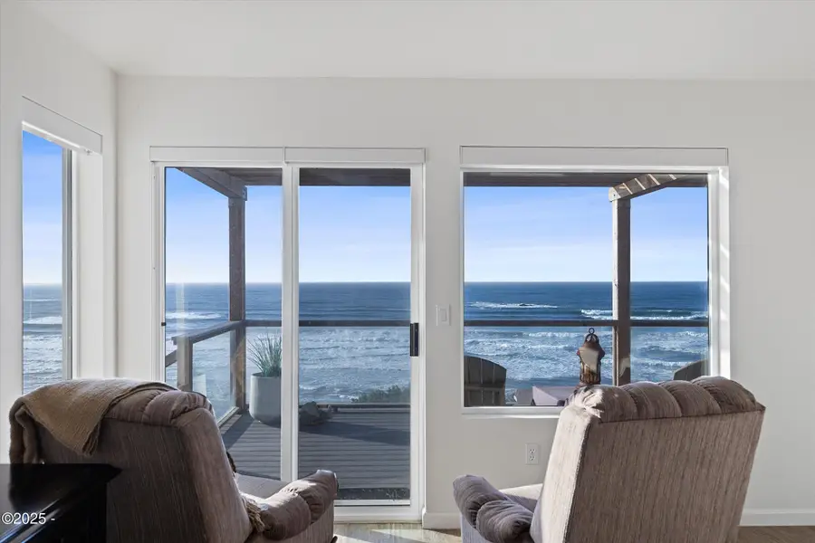 216 NW 73rd, Newport, OR 97365 - Image #2