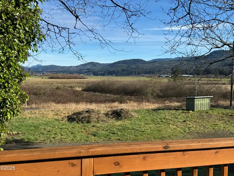 37140 Resort, Cloverdale, OR 97112 - Image #2