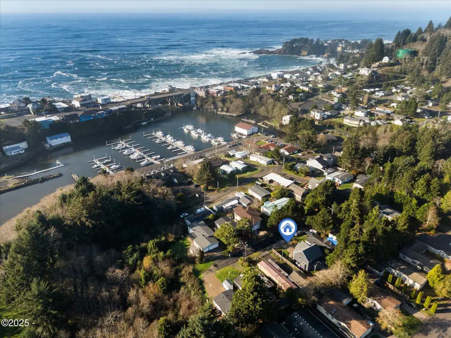 250 SE Hazelton, Depoe Bay, OR 97341 - Image #3