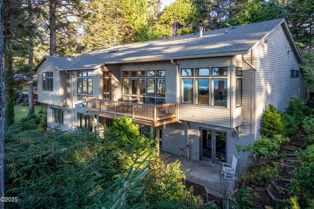 108 Ridge Crest, Gleneden Beach, OR 97388 - Image #1