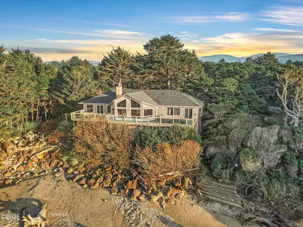 6215 Hwy 101, Yachats, OR 97498