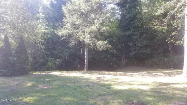 311 N Best View, Otis, OR 97368