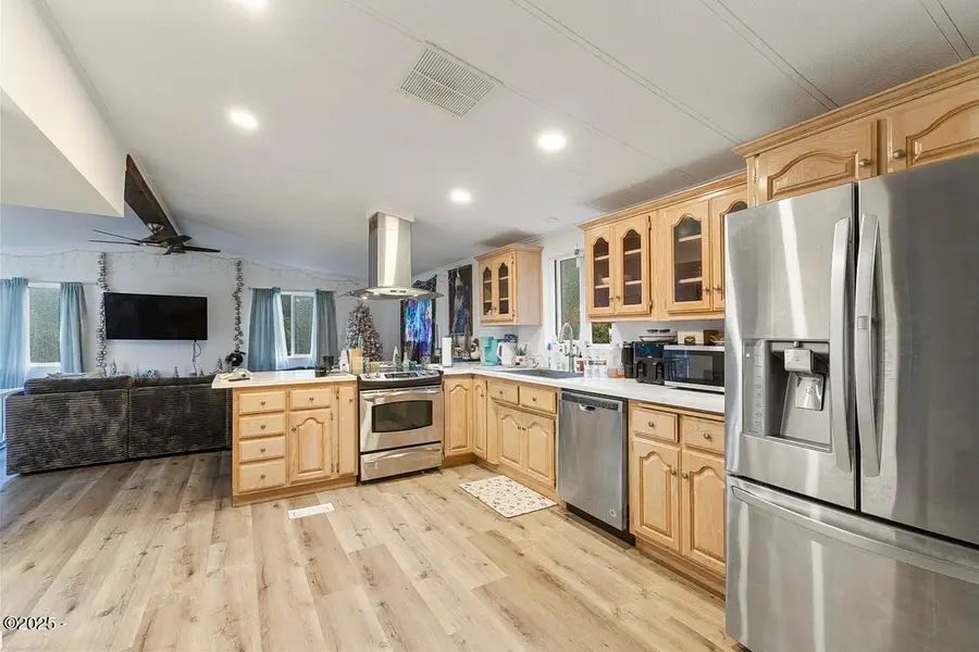 1270 NE Canyon, Toledo, OR 97391 - Image #2