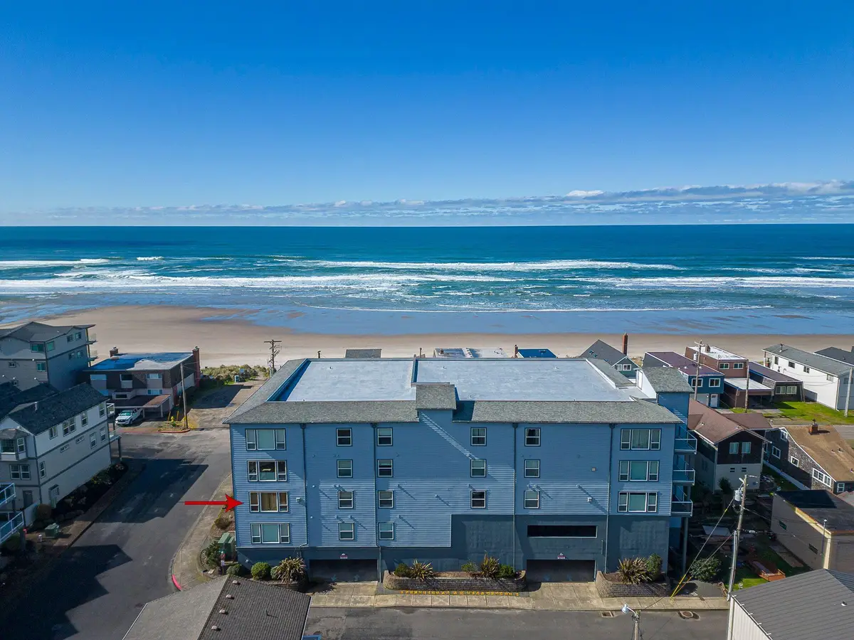 300 N Pacific, Rockaway Beach, OR 97136 - Image #1