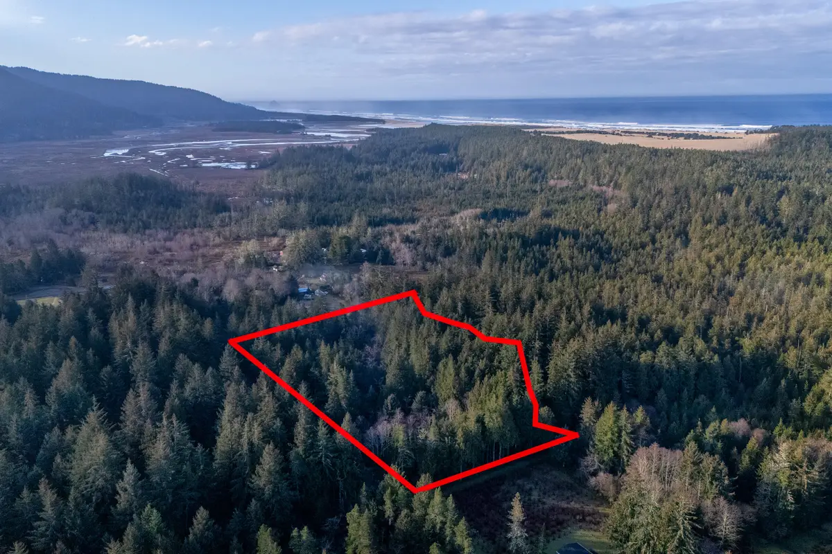 TL 2003 Derrick, Cloverdale, OR 97112 - Image #1