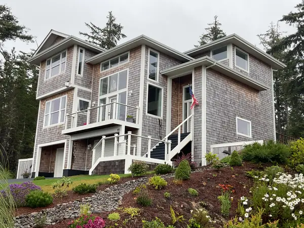 415 Fall Creek, Oceanside, OR 97134