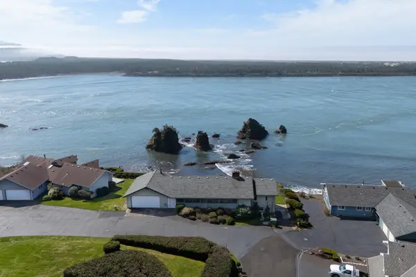 14580 Harborview, Rockaway Beach, OR 97136