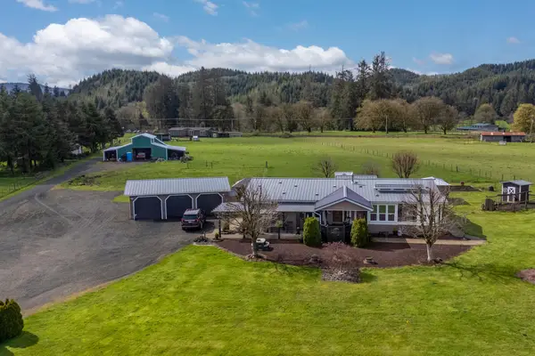 7400 South Prairie, Tillamook, OR 97141